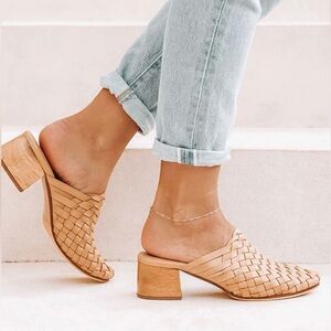 Liberté Bondi Woven Mules